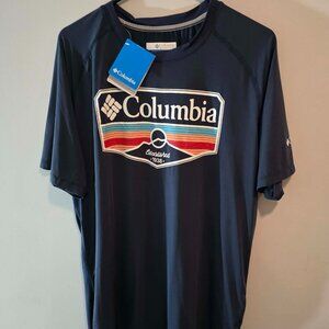 Columbia, Medium, NWT